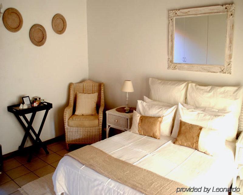 Bliss In The Bay Apartment Plettenberg Bay Room photo